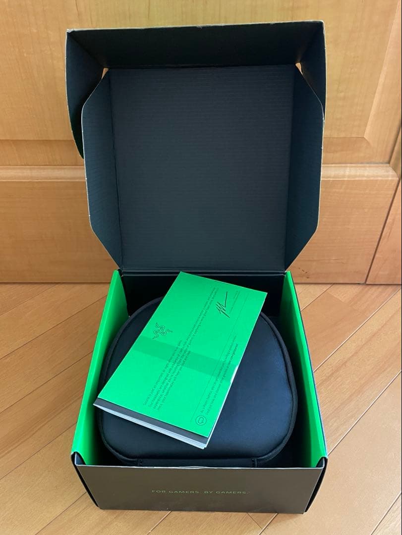 Razer BlackShark V2 + USBサウンドカード 美品ヘッドホン