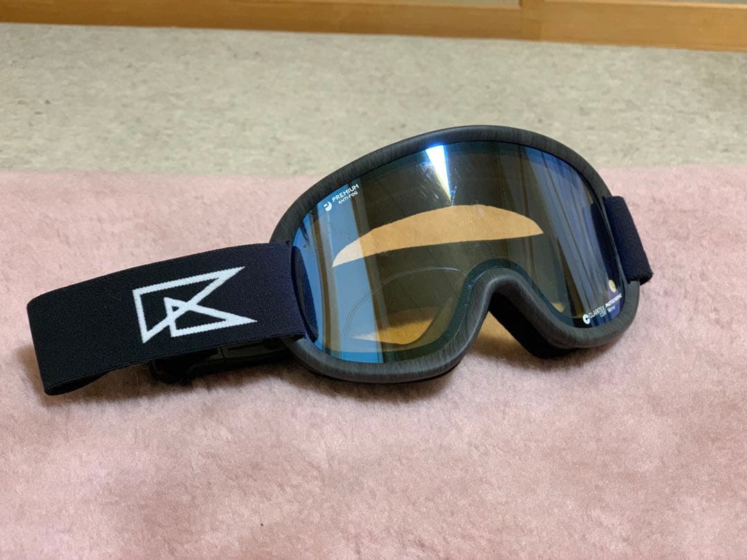 REVOLT リボルト　ゴーグル　スノーボードゴーグル