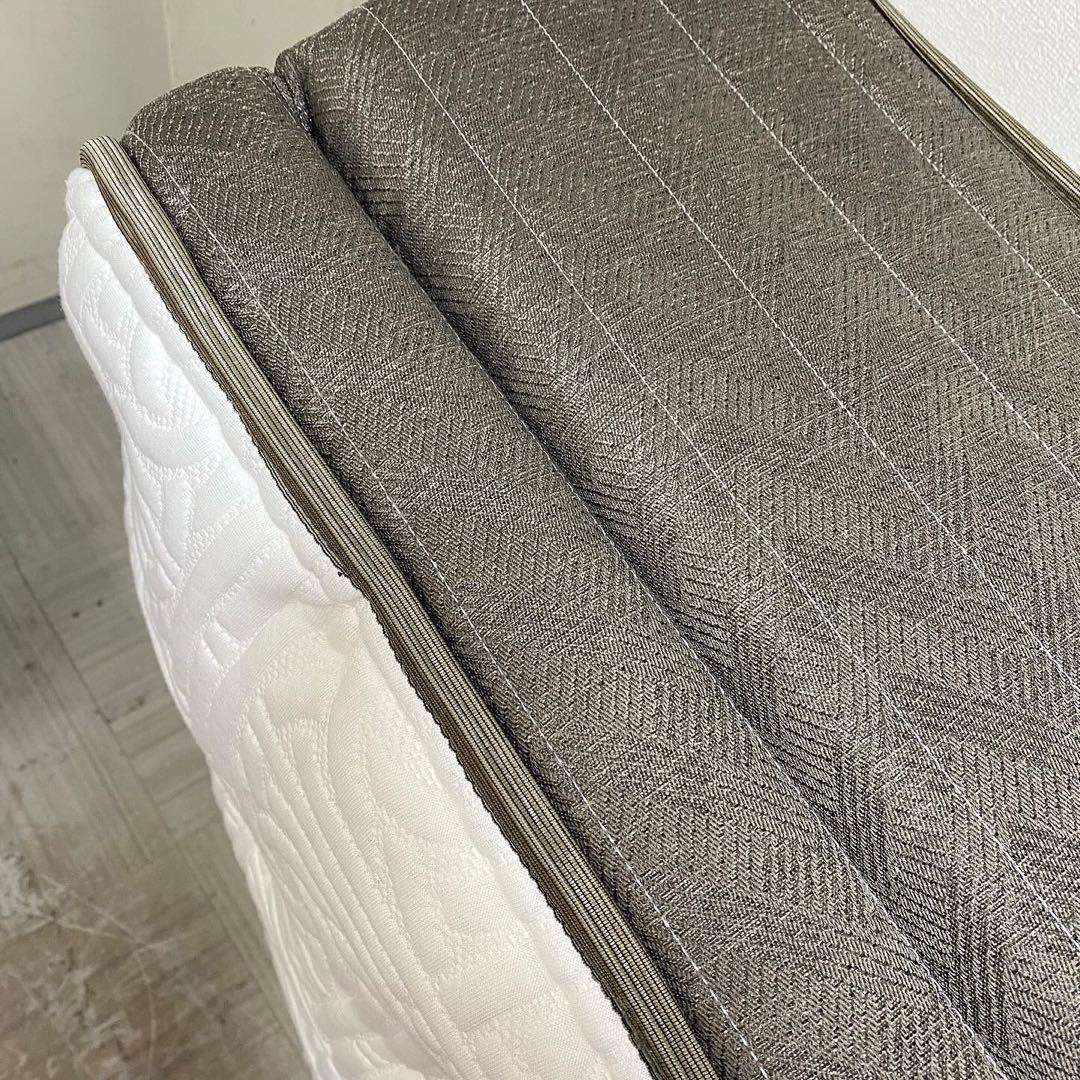 マットレス KINGS DOWN REGARIA INSIGNIA DELUXE 2019