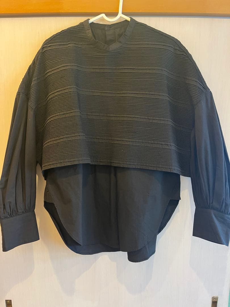 【最終値下げ】Phetta ブラック シャツ 長袖(未使用に近い)