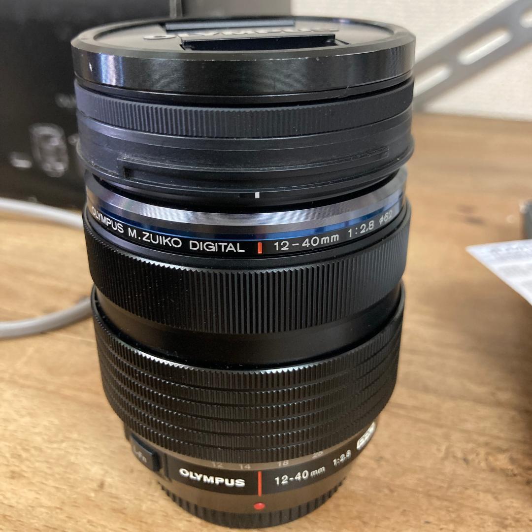 OLYMPUS OM-D E-M1 12-40mm F2.8 PRO 付属品多数