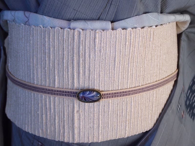 手織りの節紬八寸名古屋帯（オフホワイト無地）正絹美品