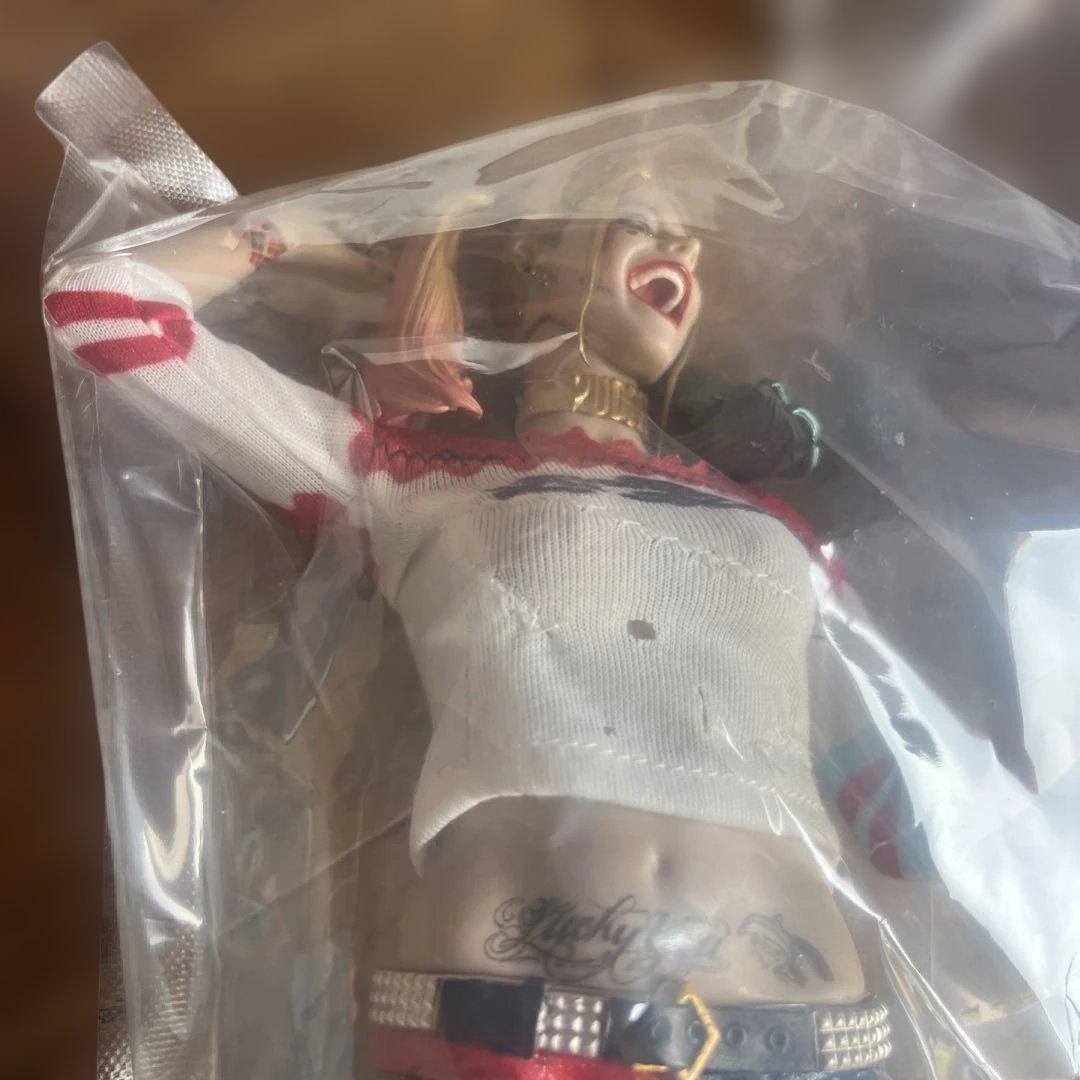 30cm ハーレイクイン 1/6 バットマン スーサイド スクワッド　フィギュア