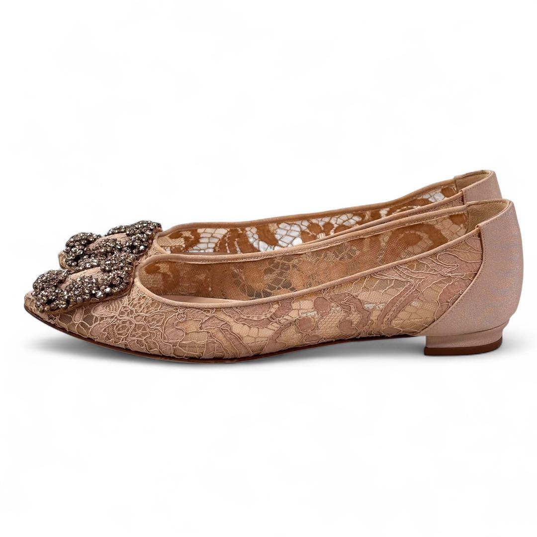 美品 マノロブラニク 36 23 ハンギシ レース ビジュー バックル ベージュ