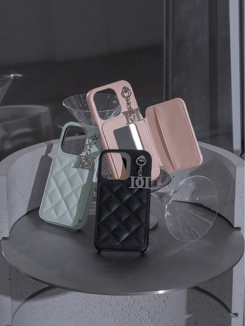 Darich ダーリッチ キルティングミラーDDチャーム iPhone13pro