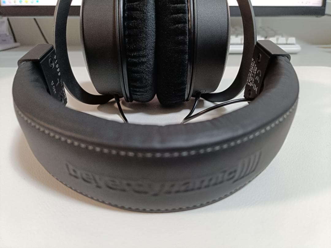 【動作確認のみ】有線ヘッドホン Beyerdynamic DT 1770 PRO