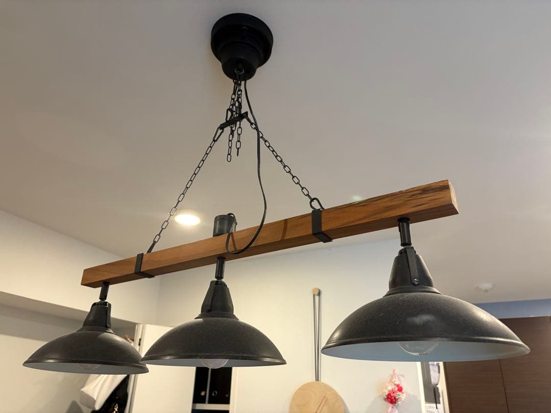 3灯シーリングライトINTERFORM Varasto LT-8255