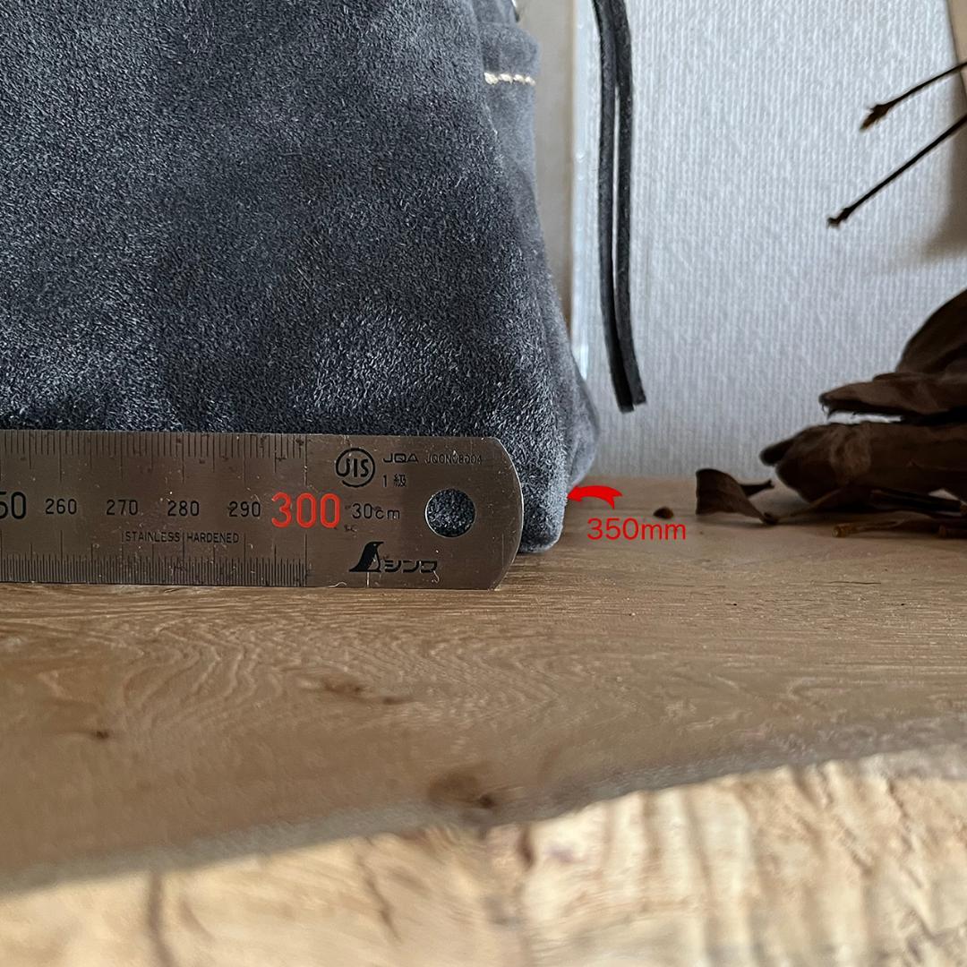 グレー スエード ボストンバッグ　kudu革ボストンバッグ　シンプル　秋冬バッグ