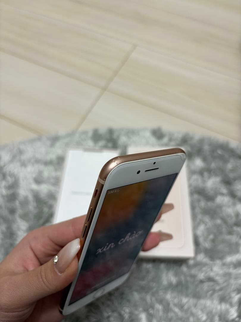 iPhone 8 64GB ゴールド　SIMフリー