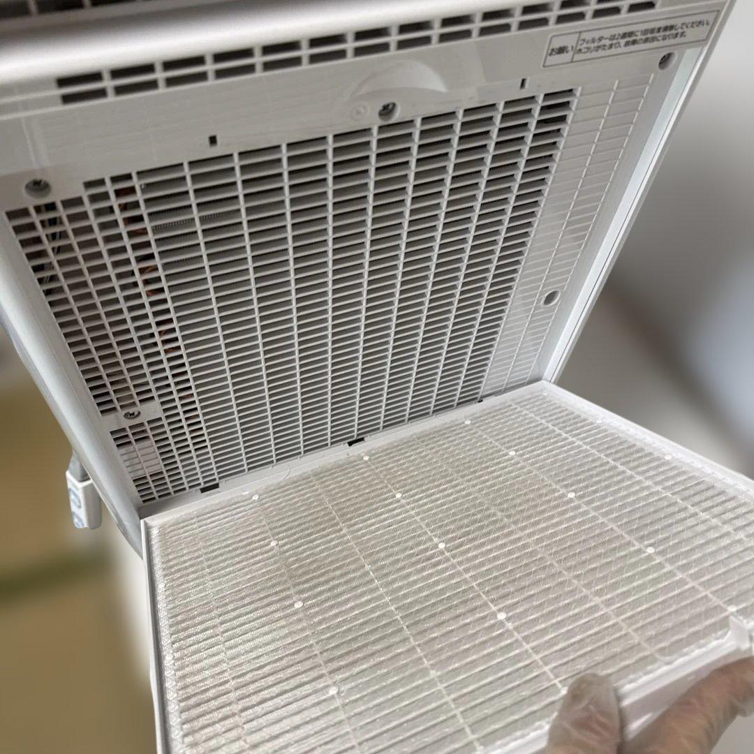 パナソニック 22年 ハイブリッド方式衣類乾燥除湿機「F-YHVX120」 美品