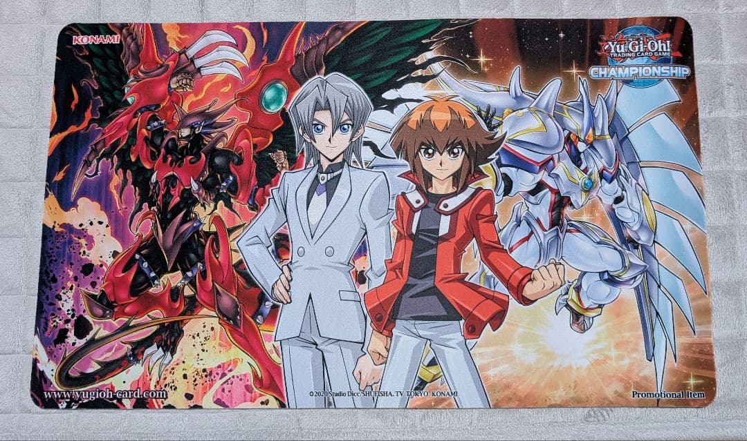 遊戯王　プレイマット　十代　HERO