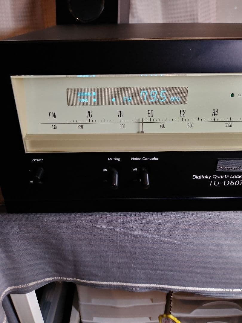 (美品動作品)　チューナー SANSUI TU-D607