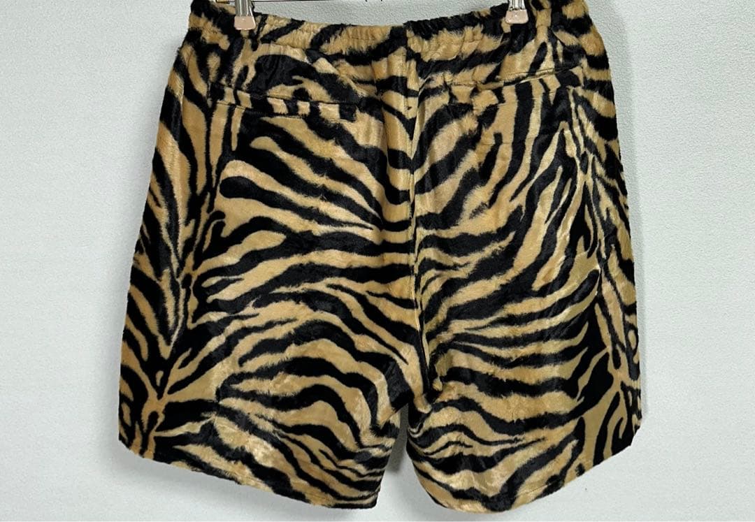 美品 BOWWOW フェイクファーレオパードショーツ