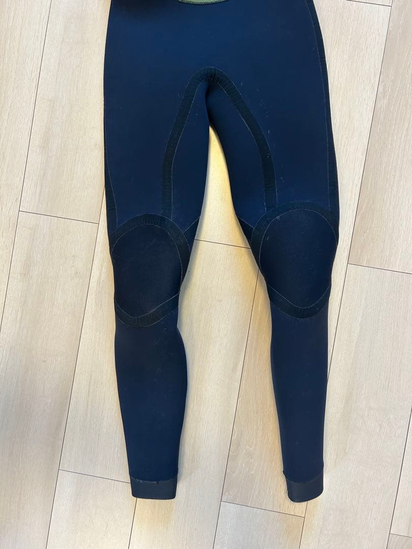 AIRTIGHT ドライスーツ　MLサイズ