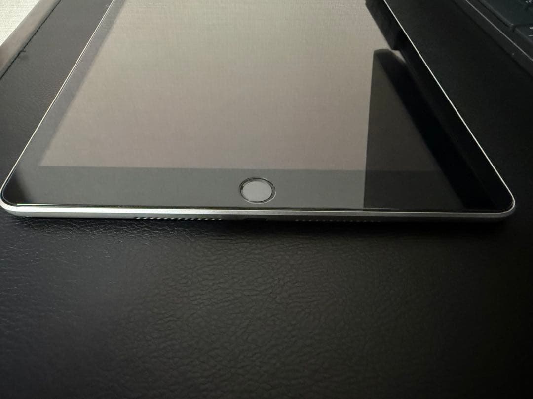 Ｓ*☆様 ⭐️美品 iPad 第9世代 64GB シルバー※修理歴あり＋スタンド