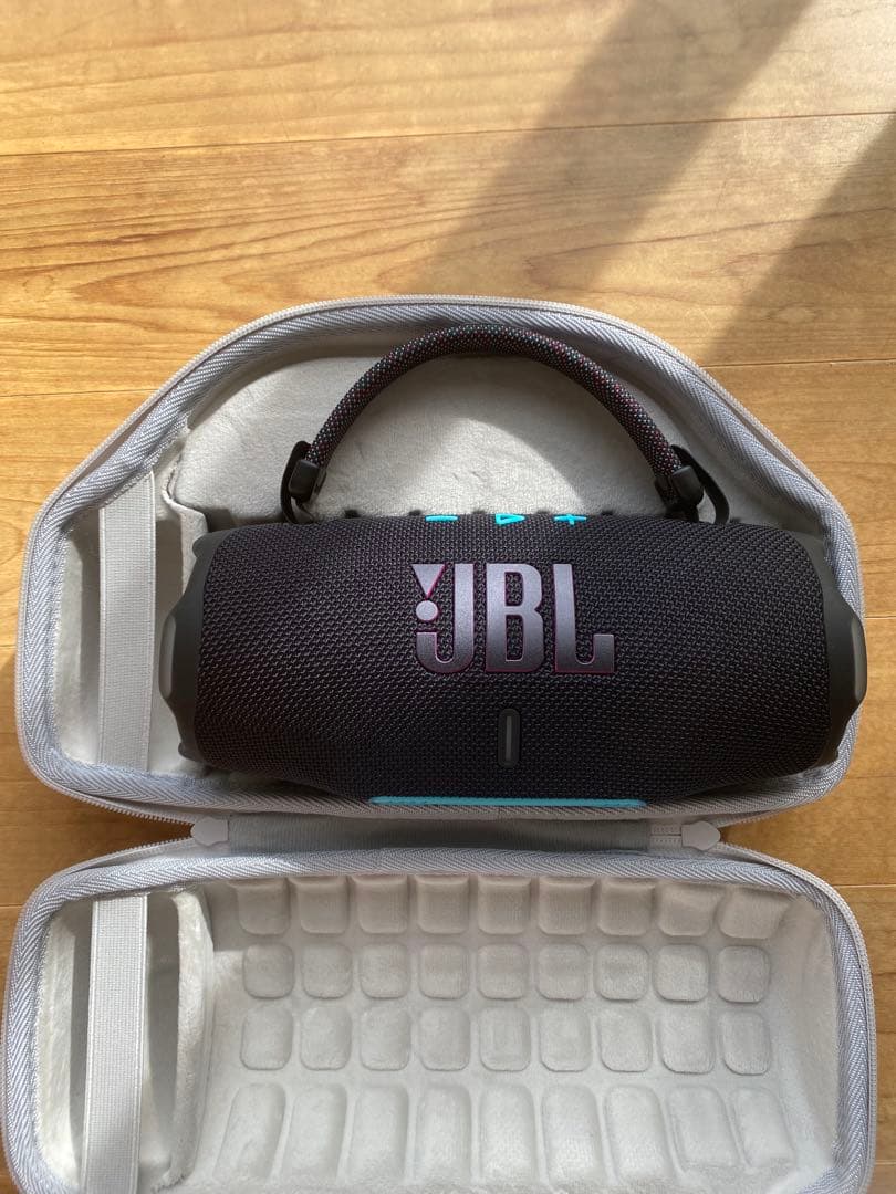 JBL Charge 6 BLKO [防水 /Bluetooth対応]
