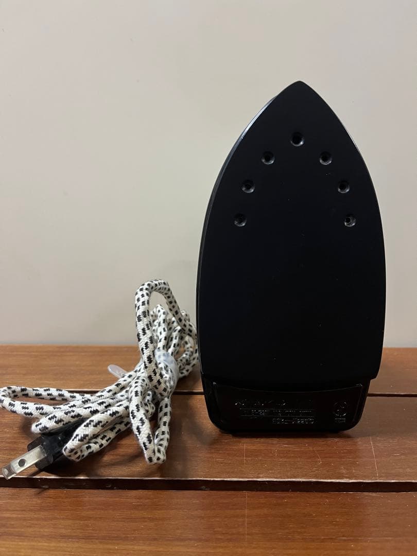 【昭和レトロ】サンヨースチームアイロンA-1R シルバー