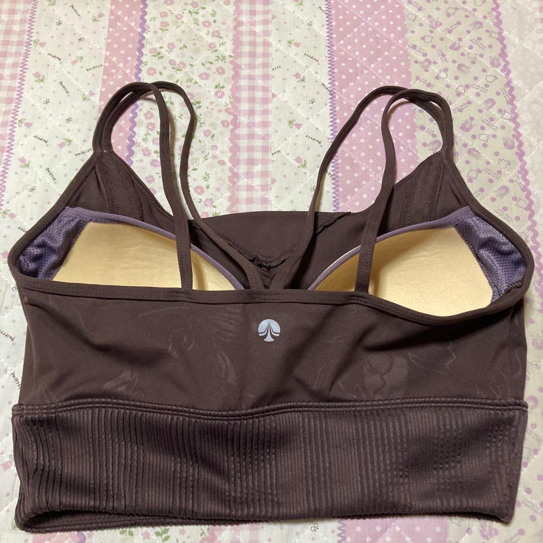 【SUKALA】 エンボスリーフブラトップ＆エンボスリーフレギンス