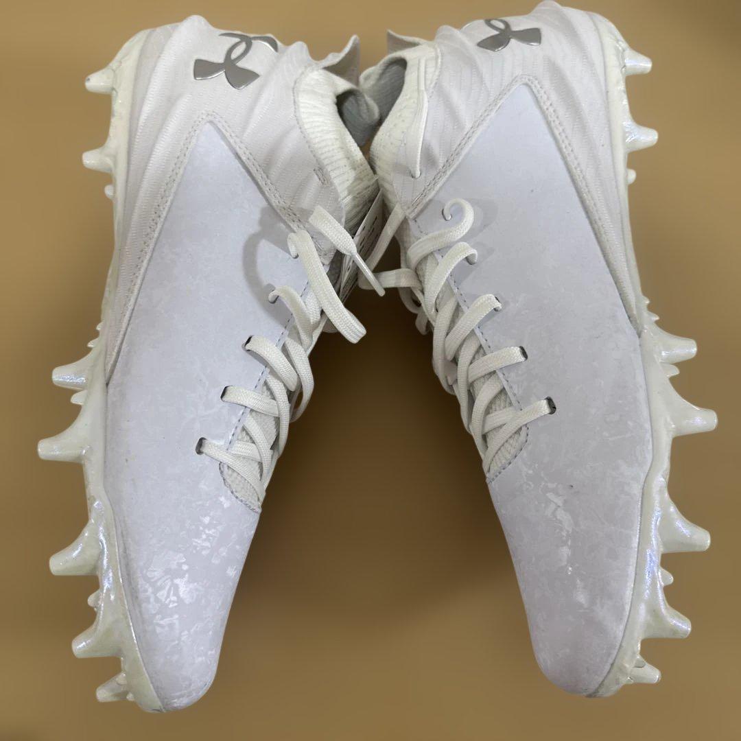 Under Armour スパイクシューズ ホワイト　通販元値33500円