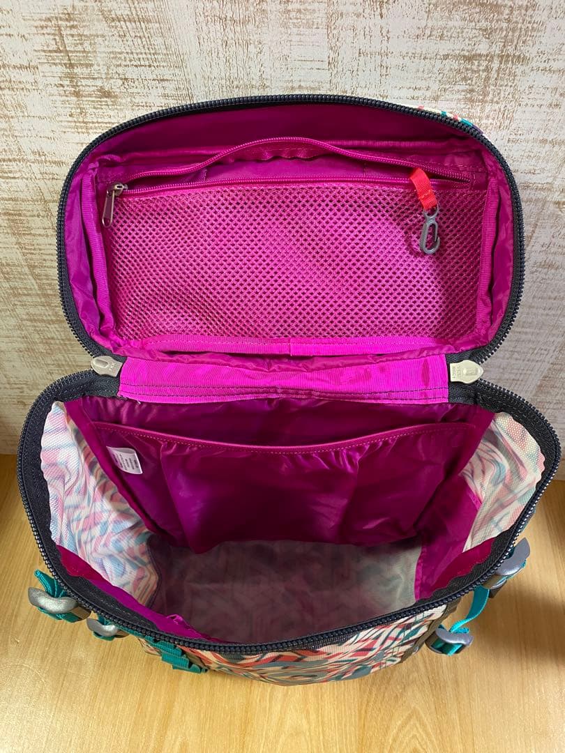 美品 THE NORTH FACE ノースフェイス ヒューズボックス　21L