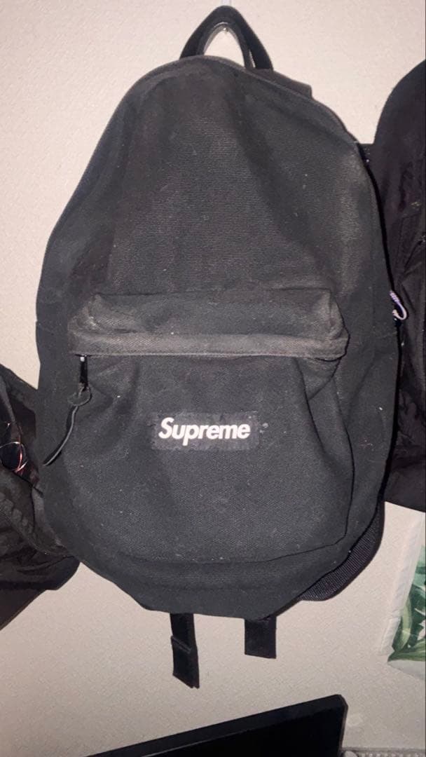 Supreme ブラック リュック・バックパック　キャンパス