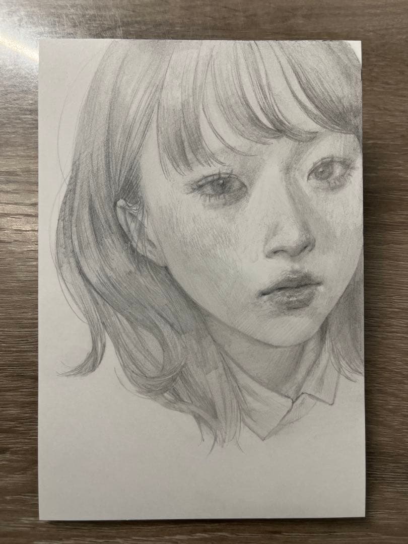 手描きイラスト　女の子　鉛筆　原画　オリジナル
