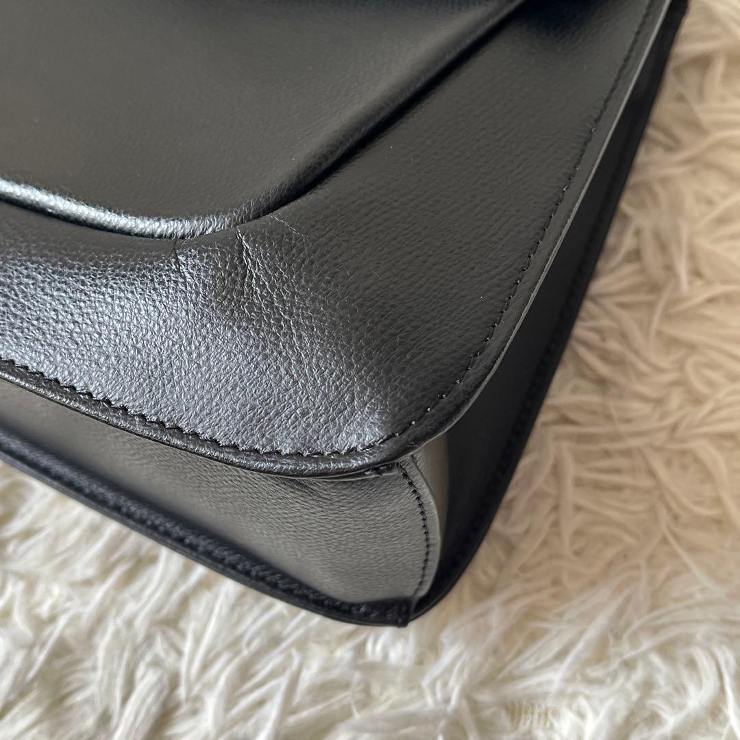 未使用級✨GIVENCHY ジバンシー　ハンドバッグ　冠婚葬祭　ブラック　レザー