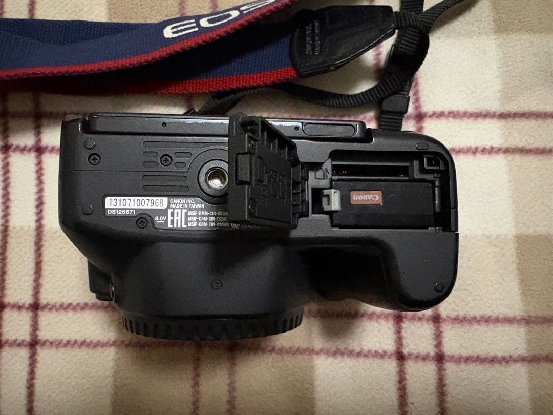 す*♪様 Canon EOS Kiss X9 デジタル一眼レフカメラセット