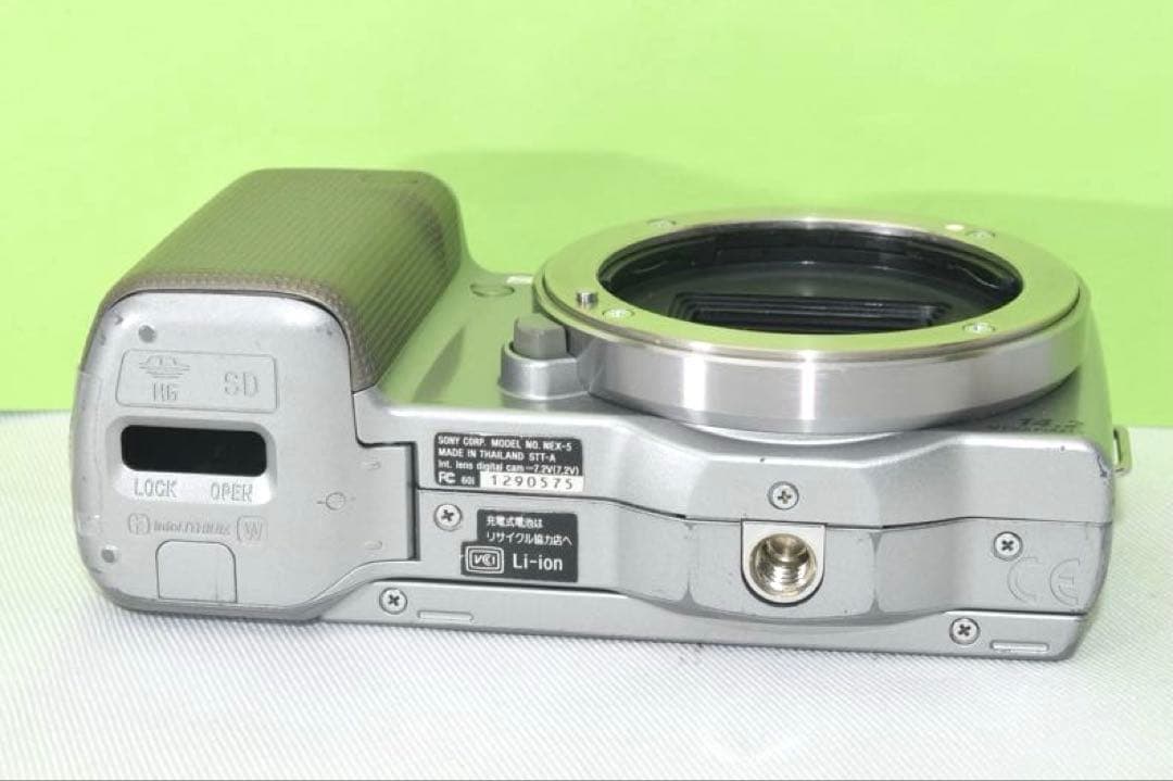 SONY NEX-5 ☆送料無料☆