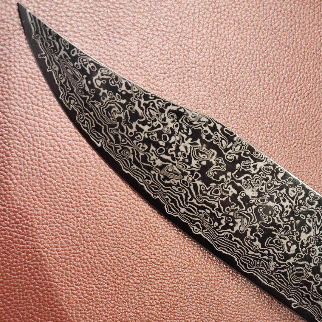 【新作】プレゼント付き　67層 ダマスカス鋼 牛刀 シェフナイフ VG10