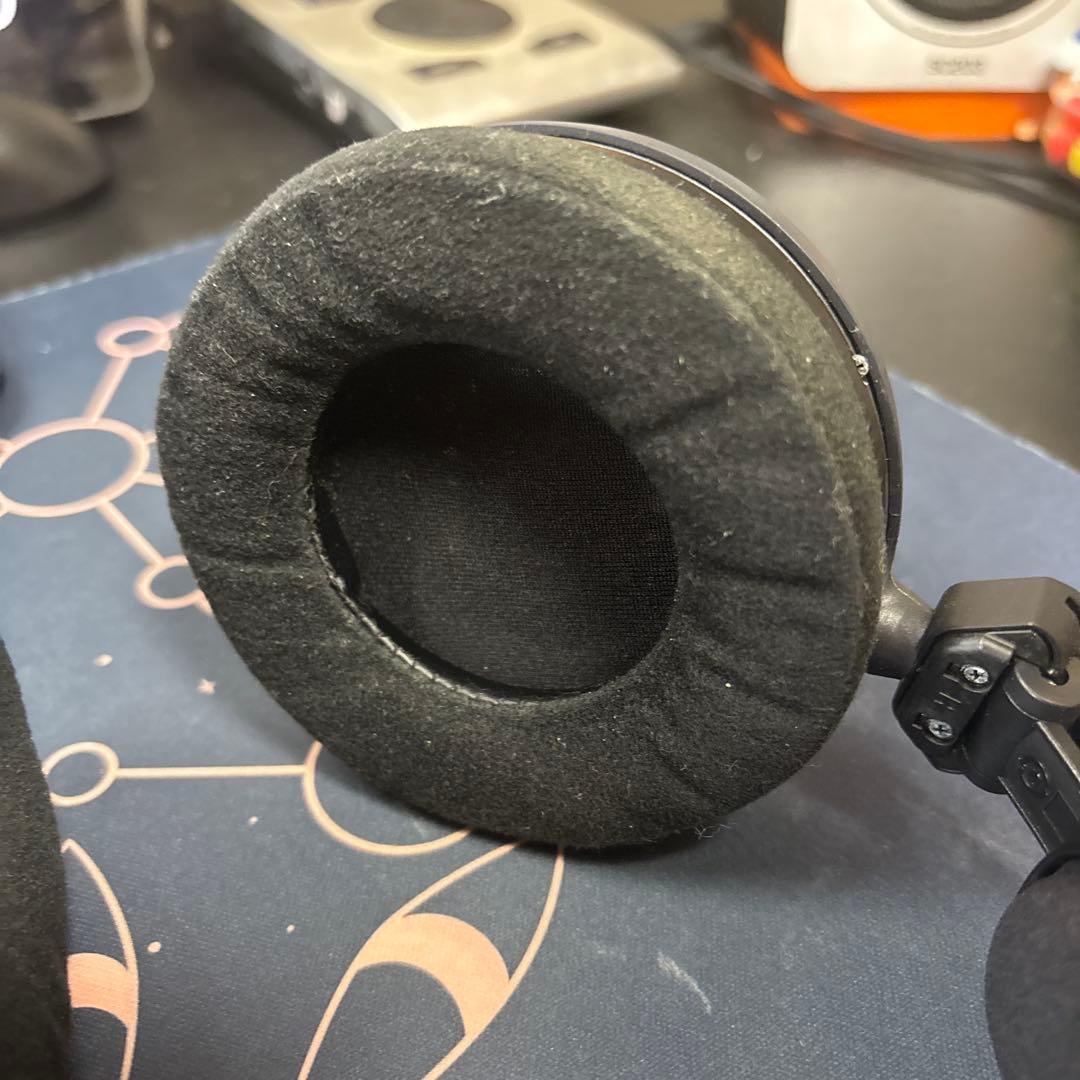 ヘッドホン Audio Technica ATH-R70x