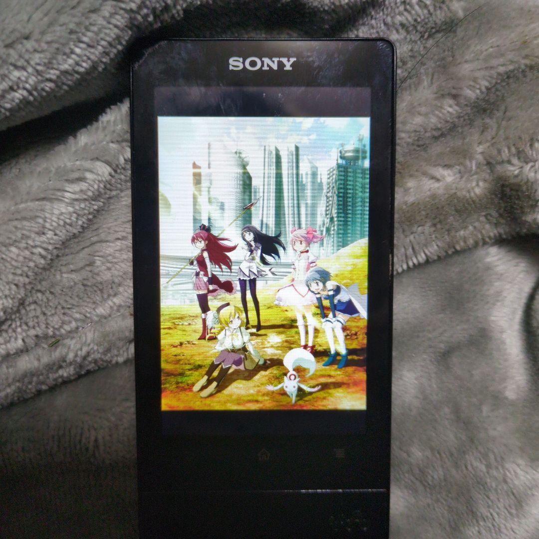 ウォークマン　魔法少女まどか☆マギカ[新編]叛逆の物語　映画公開記念モデル