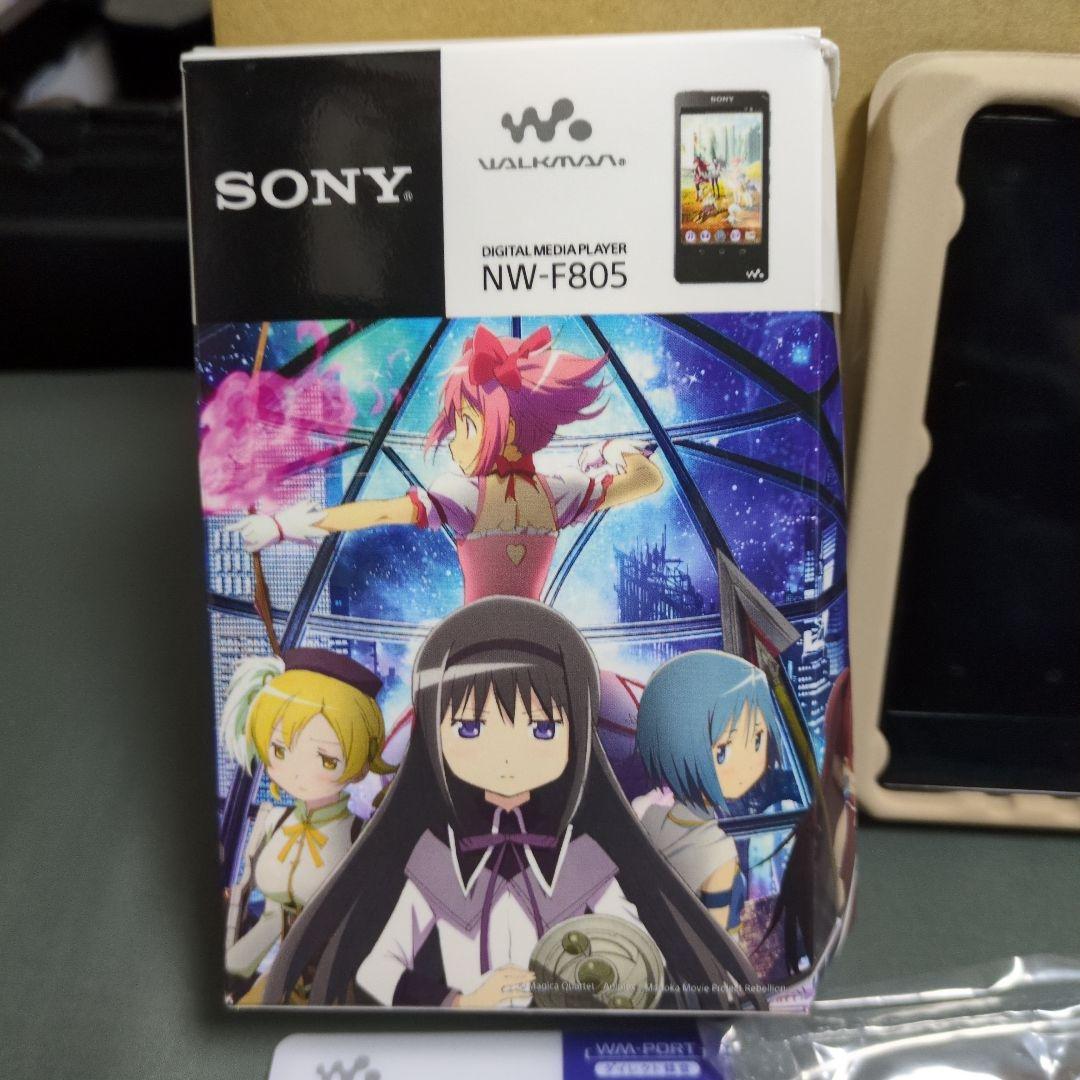 ウォークマン　魔法少女まどか☆マギカ[新編]叛逆の物語　映画公開記念モデル