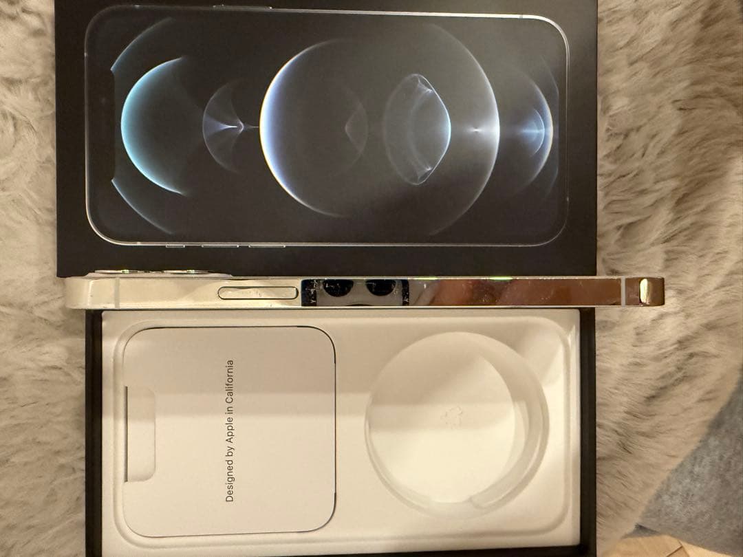 Apple iPhone 12Pro シルバー SIMフリー