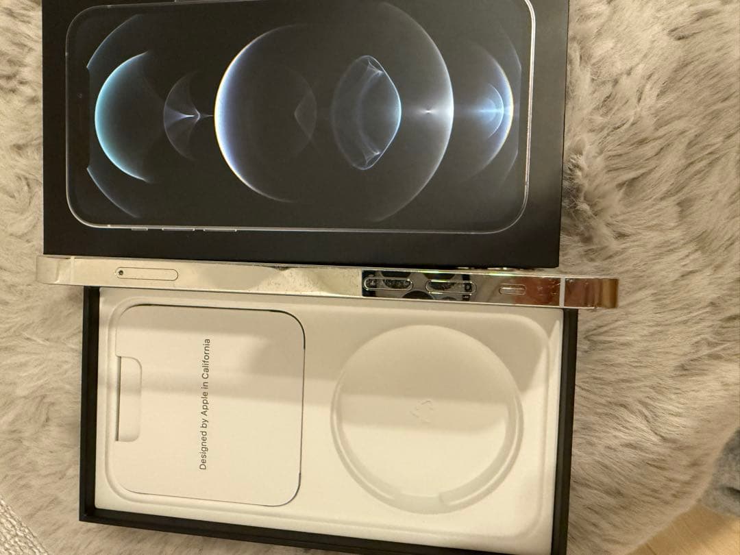 Apple iPhone 12Pro シルバー SIMフリー