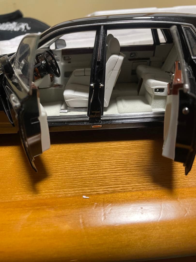 京商製　1/18 ミニカー　ロールスロイスファントム