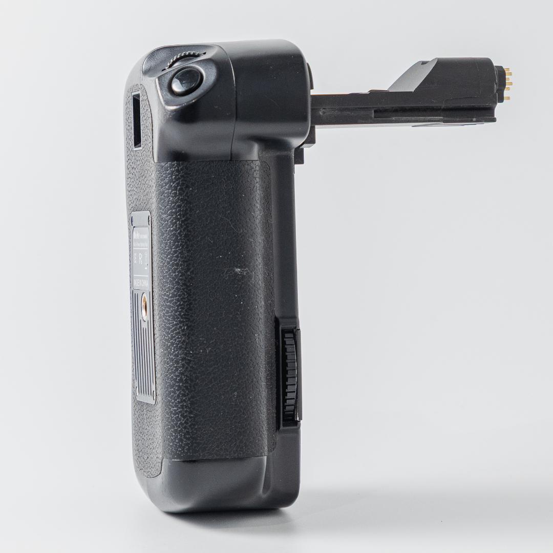 【ジャンク品】Canon EOS 5D Mark II 社外バッテリーグリップ付