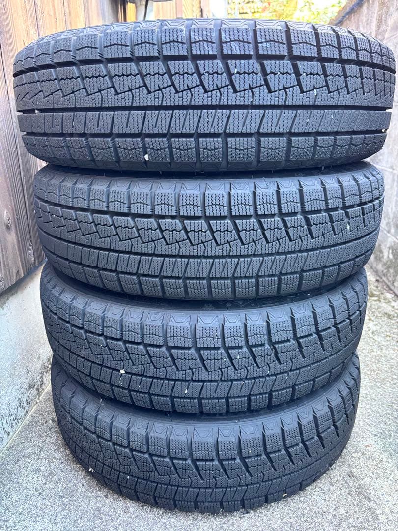 マカロン　ネクセン WINGUARD ice2 155/65R14