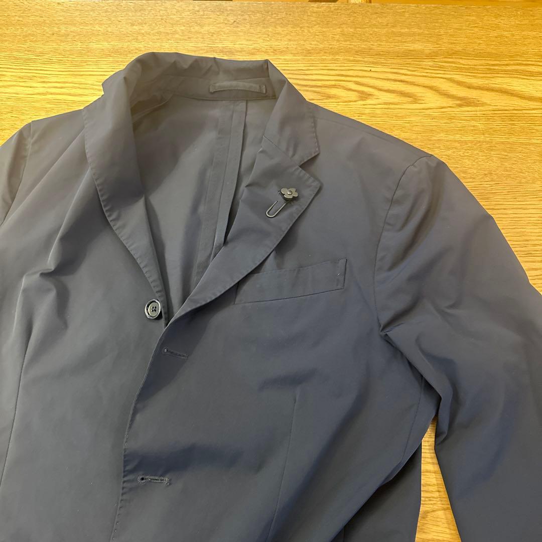 LARDINI ネイビー パッカブルセットアップ 48フラワーピン付き