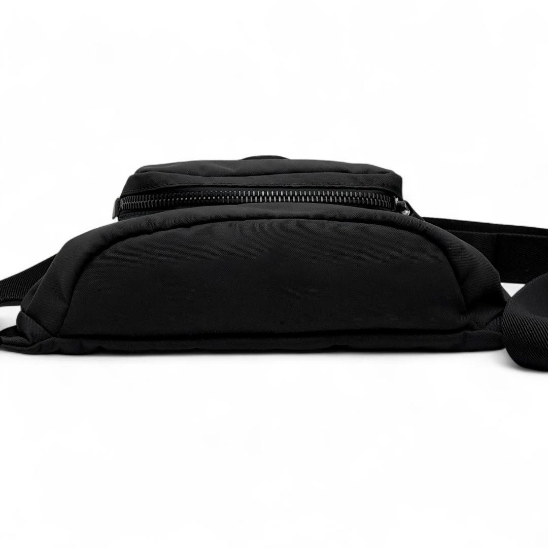 K6601 モンクレール DURANCE ボディバッグ ポリアミド ポリエステル