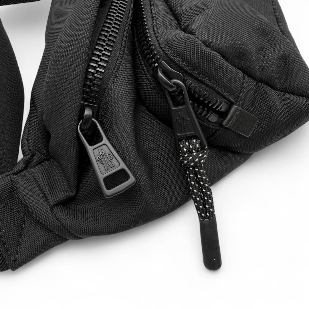 K6601 モンクレール DURANCE ボディバッグ ポリアミド ポリエステル