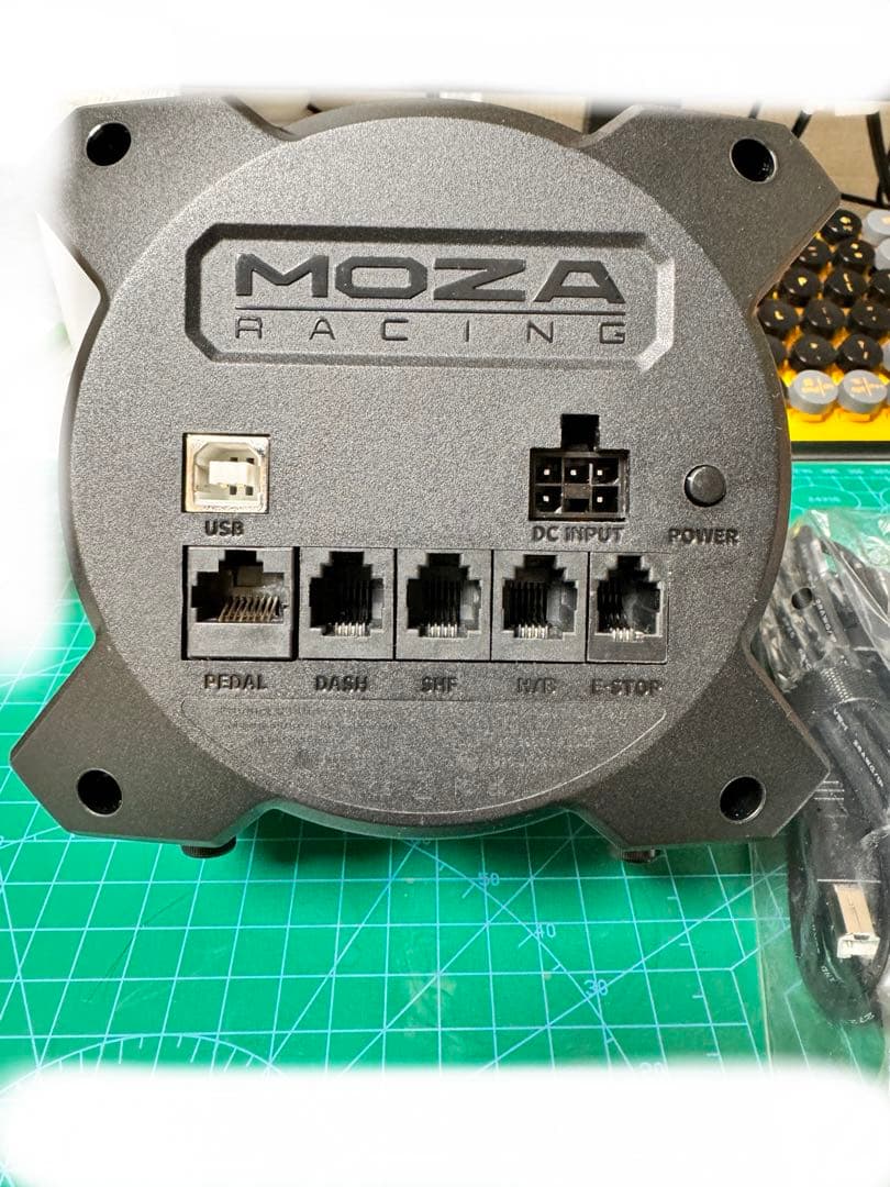 d*o様 「美品」 MOZA R3 ベースユニットのみ