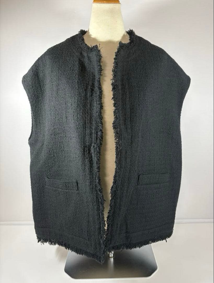 【美品】Na.e ナエ　Novel Tweed Vest_black