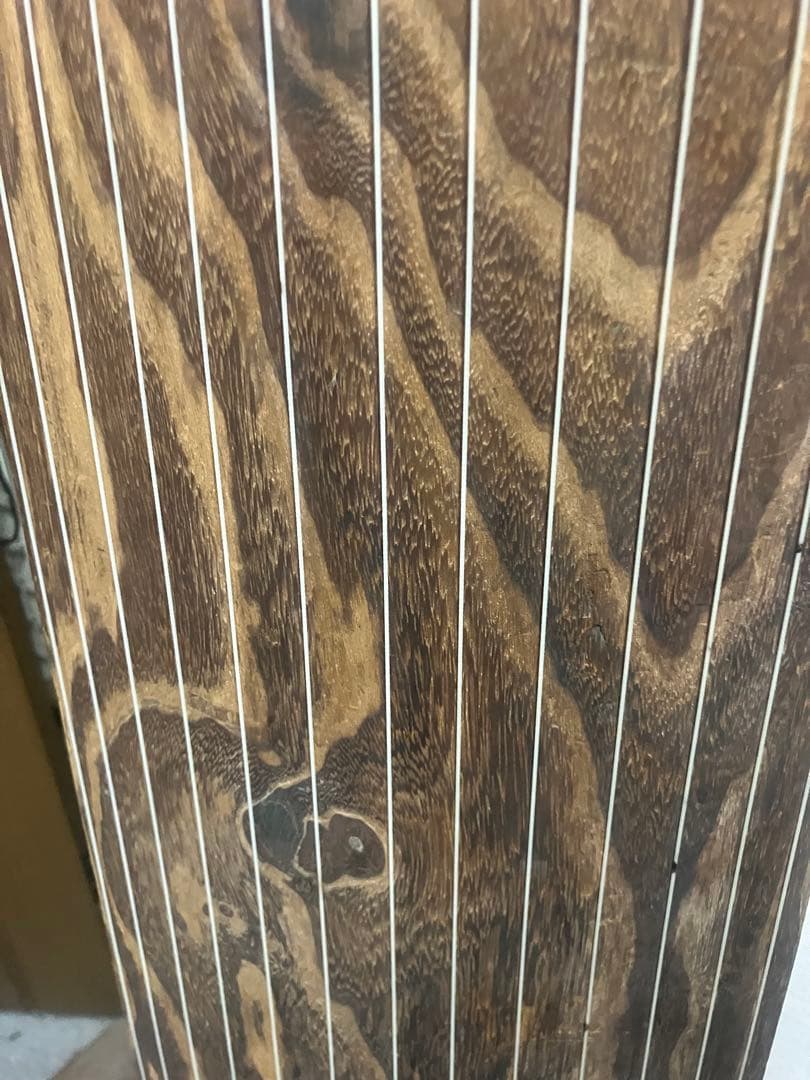 13弦お琴 並甲 すだれ掘り 縁取り葉 舌に蒔絵の中級品 琴柱他一式付き