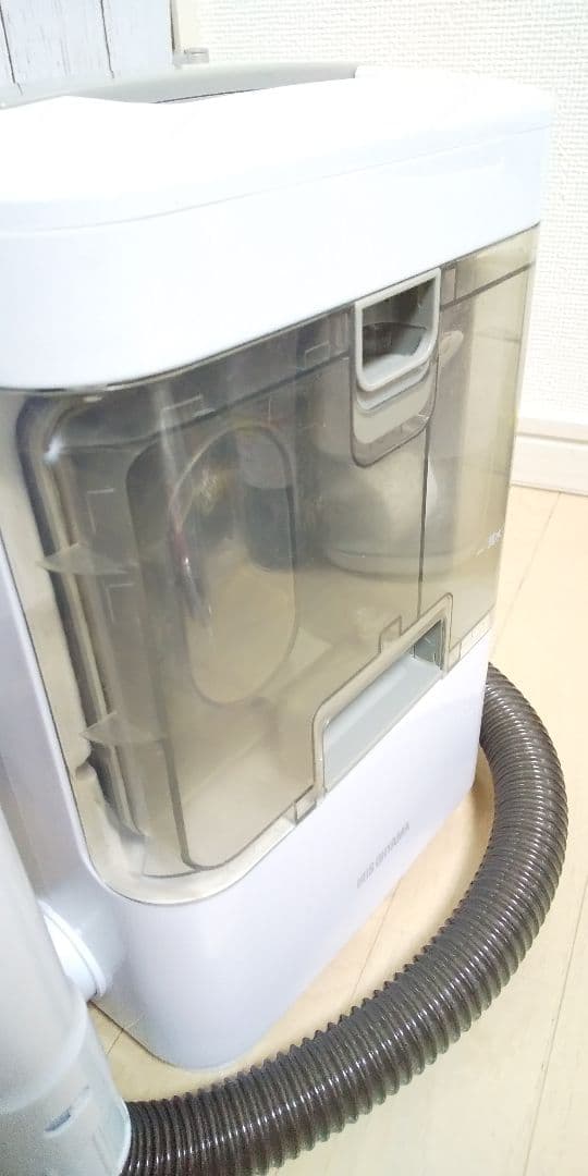 ぬいぐるみやカーペット ソファー掃除に役立つアイリスオーヤマリンサークリーナー