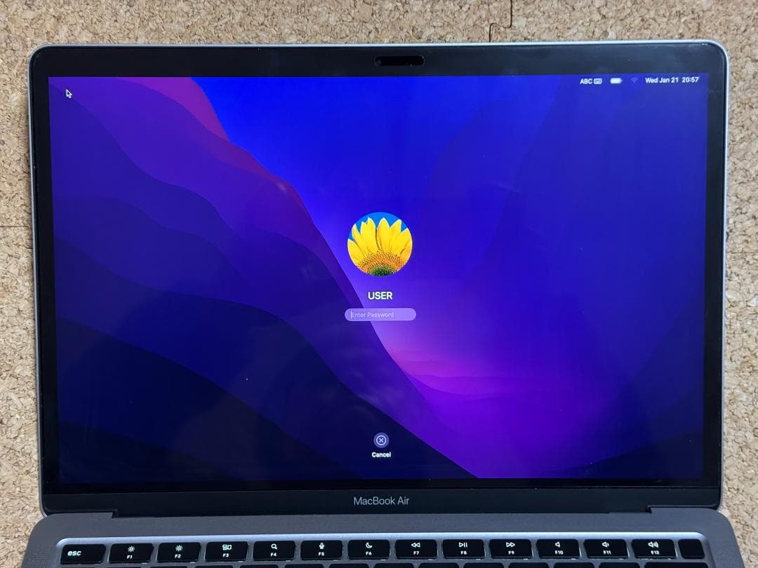 【中古】MacBook Air 13 M1 8GB/256GB スペースグレイ