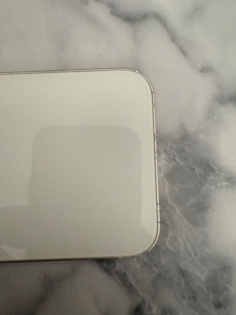 iPhone13 本体　128GB