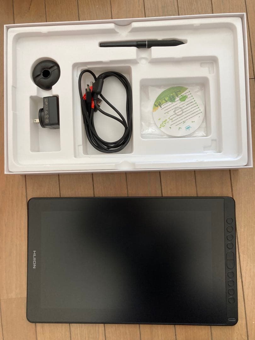 液タブ・ペンタブ HUION KAMVAS 16(2021)