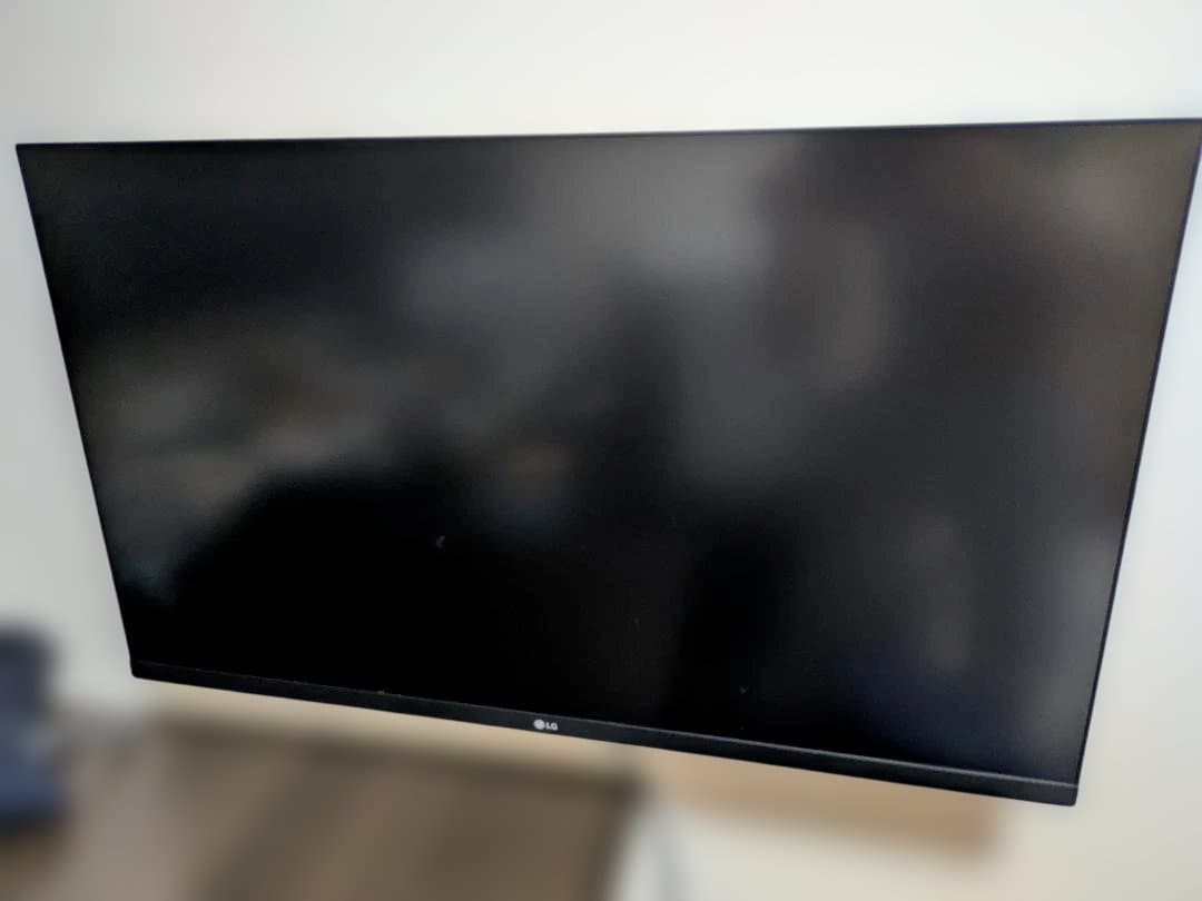 LG 32UQ750-W ゲーミング モニター 31.5インチ 4K 144Hz