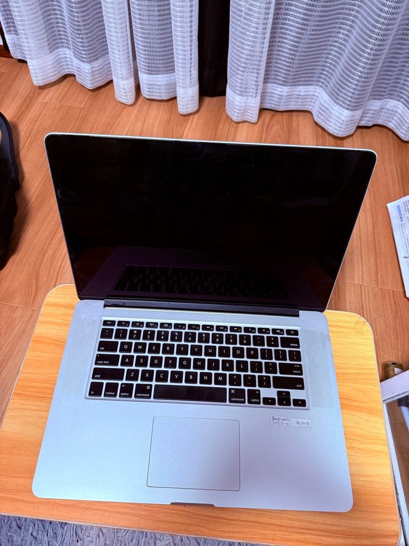 MacBook Pro 15インチ 2015 i7 16GB 512GB